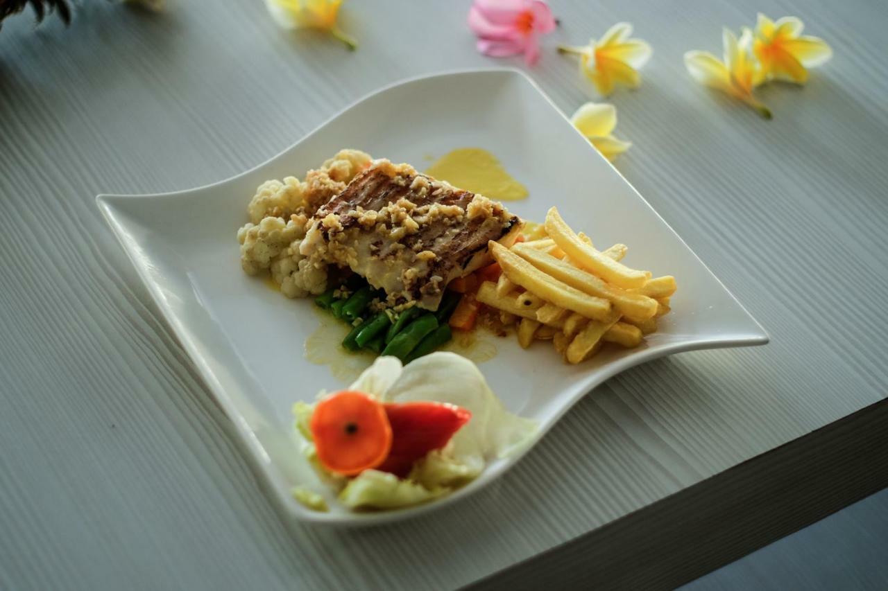 Puri Saron Senggigi Hotel Exteriér fotografie