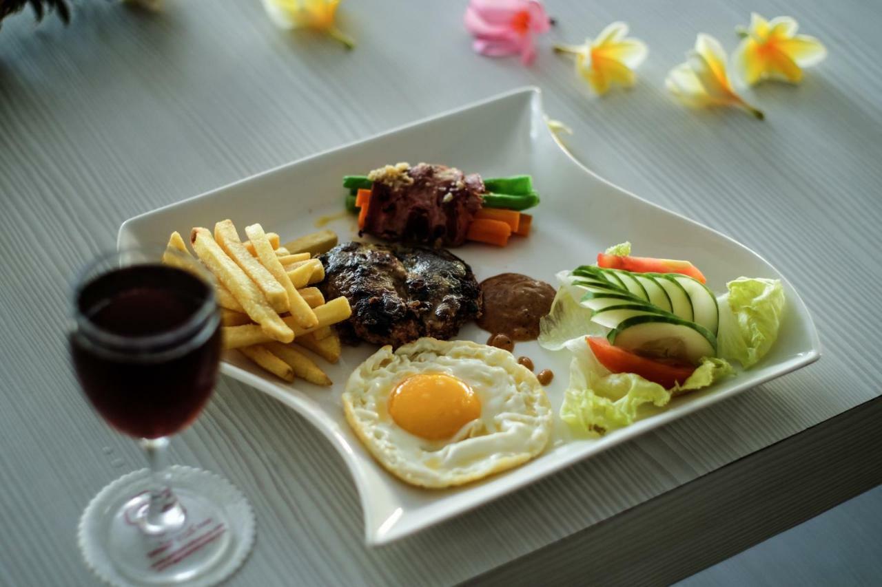 Puri Saron Senggigi Hotel Exteriér fotografie